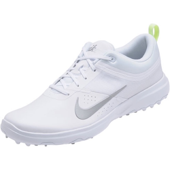 nike akamai women's golf shoe